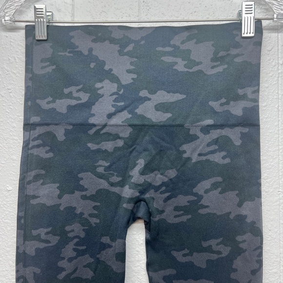 Spanx Camouflage High Rise Leggings Womens Large Activewear Loungewear Casual - Picture 4 of 12